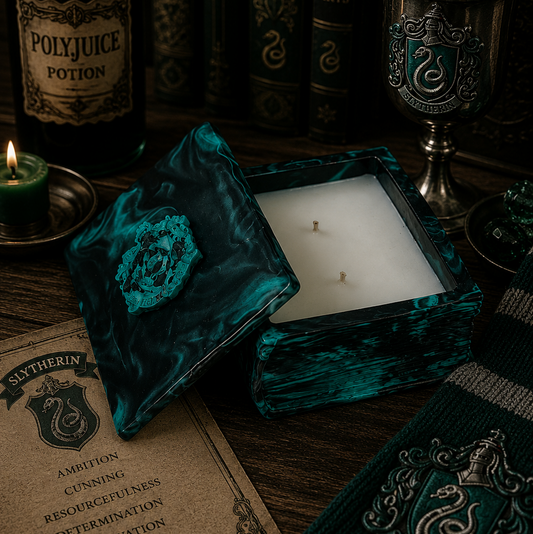 Vela en envase de resina al agua con cera y doble mecha inspirada en Harry Potter
